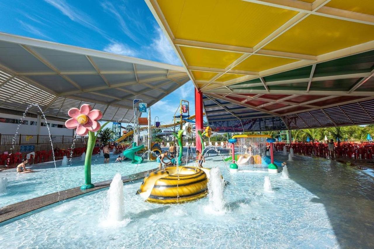 Diroma Resort Internacional Incluso 1 Acesso Ao Acqua Park Vulcao Caldas Novas Dış mekan fotoğraf
